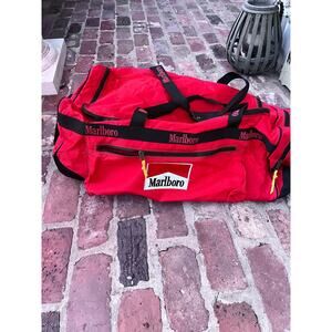 *RARE* Vintage Marlboro Duffle Bag And Sleeping Bag Adventure Team 1990s
